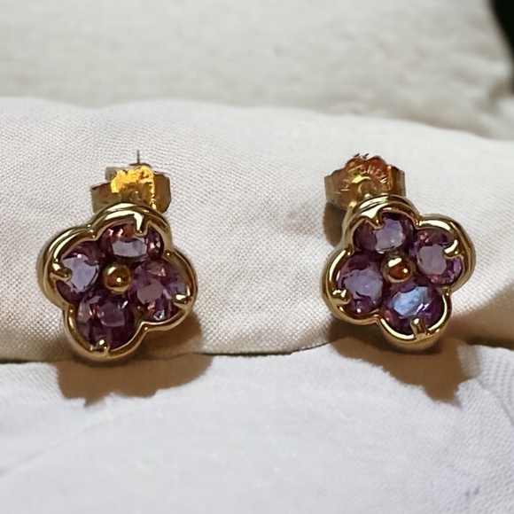 14K GOLD & GENUINE AMETHYST FLOWER EARRINGS 🌸 - Picture 3 of 3